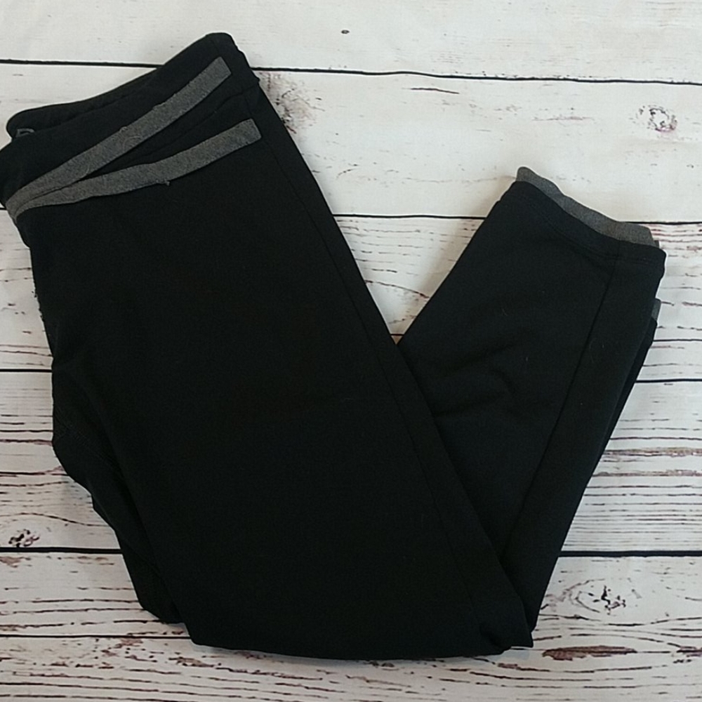 5/$25 C9 Black Capri Athletic Leggings Workout